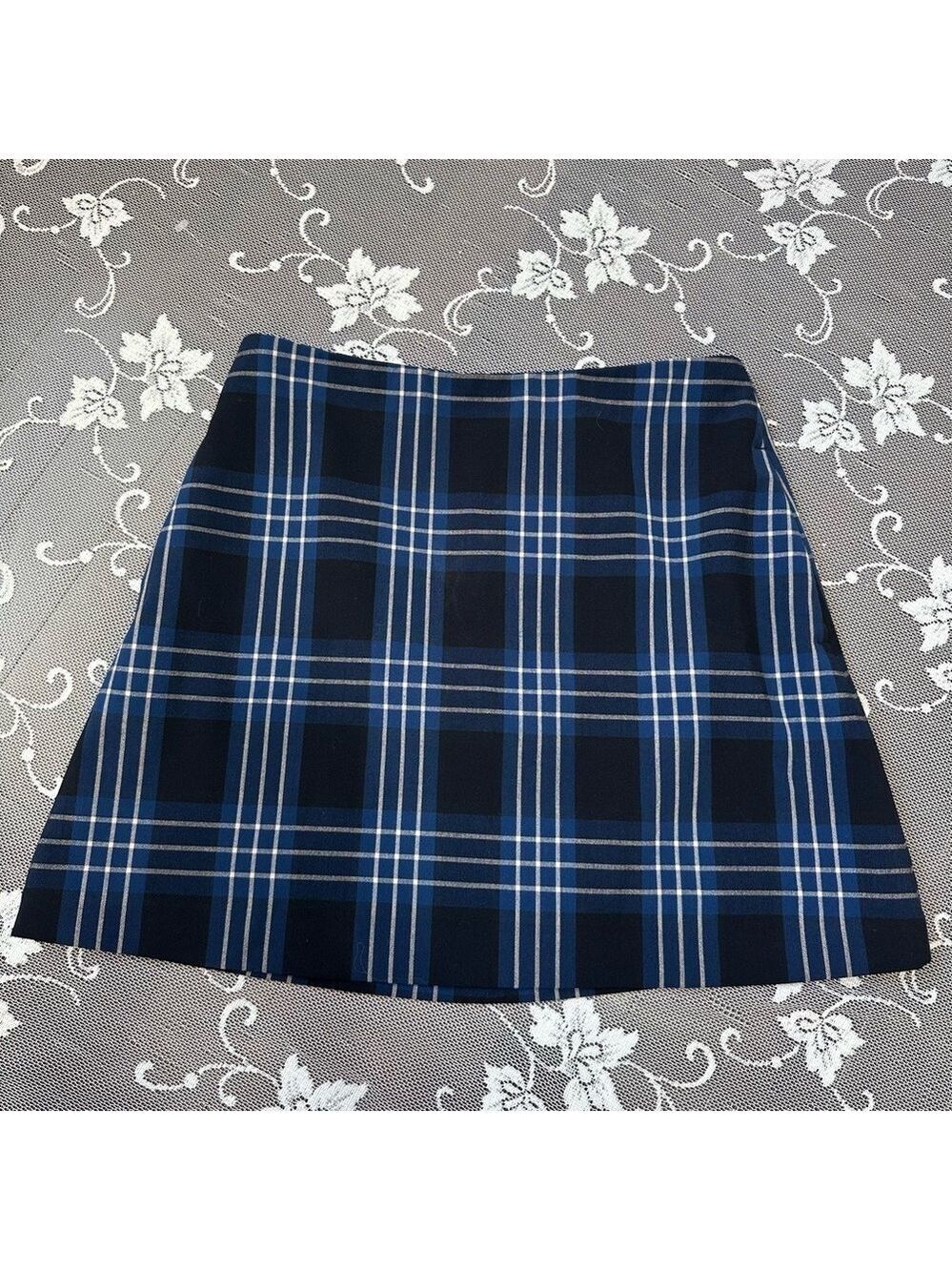 Aritzia Wilfred Plaid  Mini Skirt in Blue Sz 6